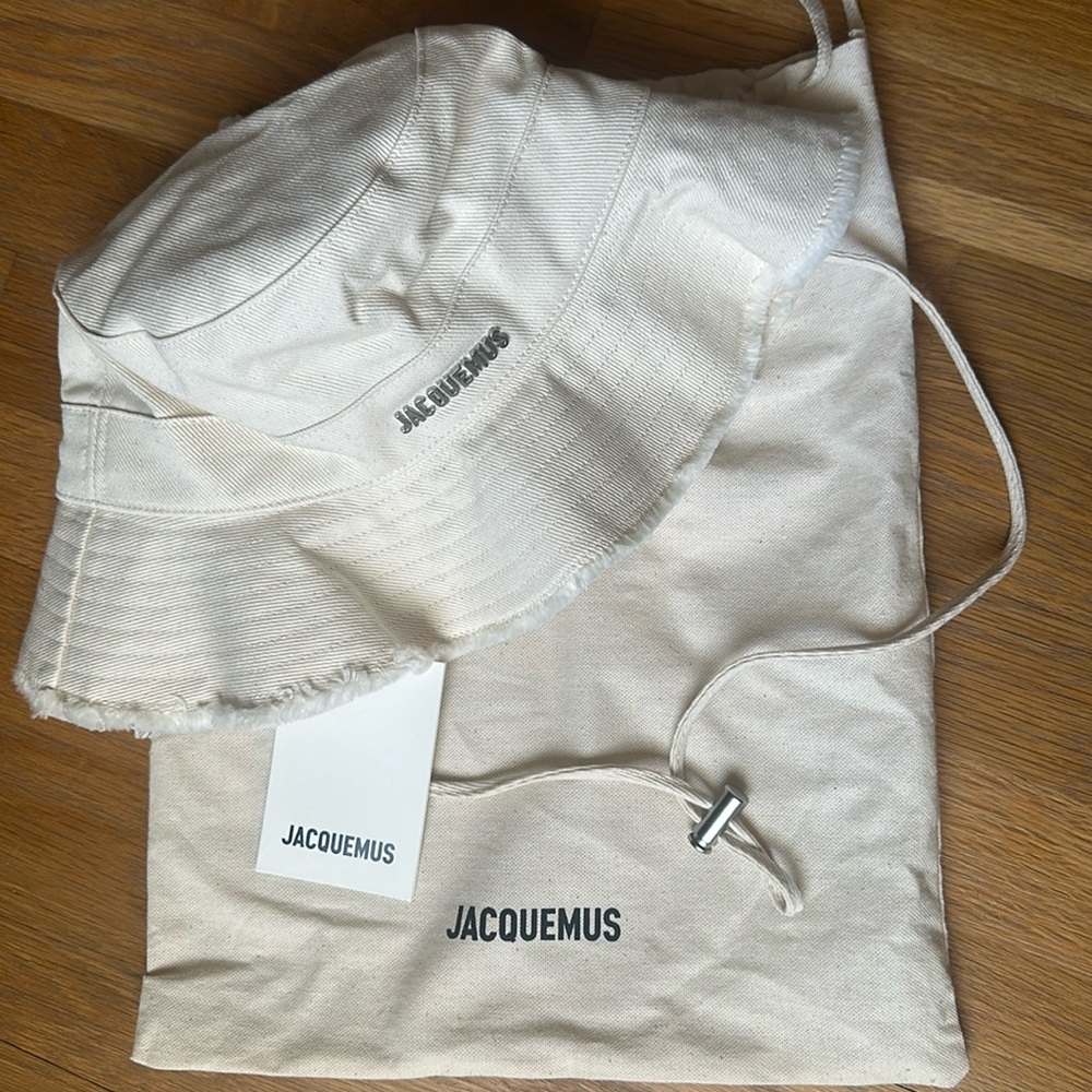 NEW Jacquemus Artichaut Cotton Twill Bucket Hat